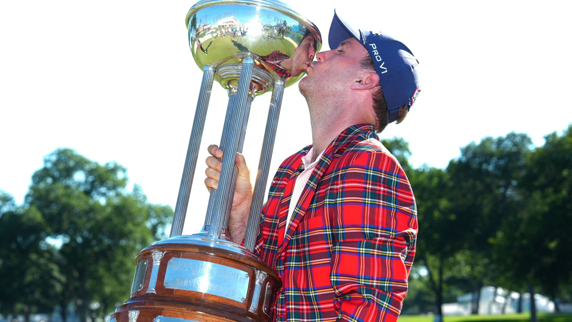 Eric Cole domine le Charles Schwab Challenge 2026 (-12) devant Ryan Gerard (-11) et Mac Meissner (-10) au Colonial Country Club de Fort Worth.