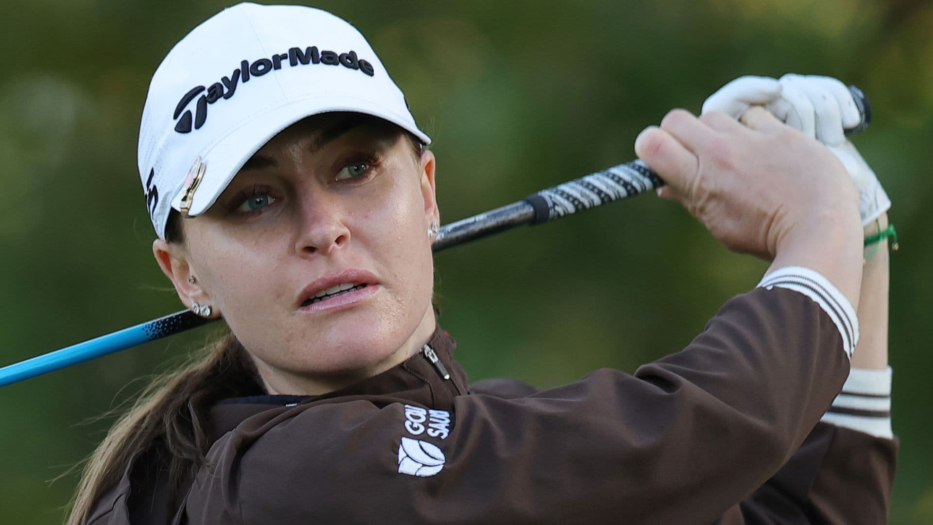 Malade après la Solheim Cup, Hull signe 65. Boutier au même score.