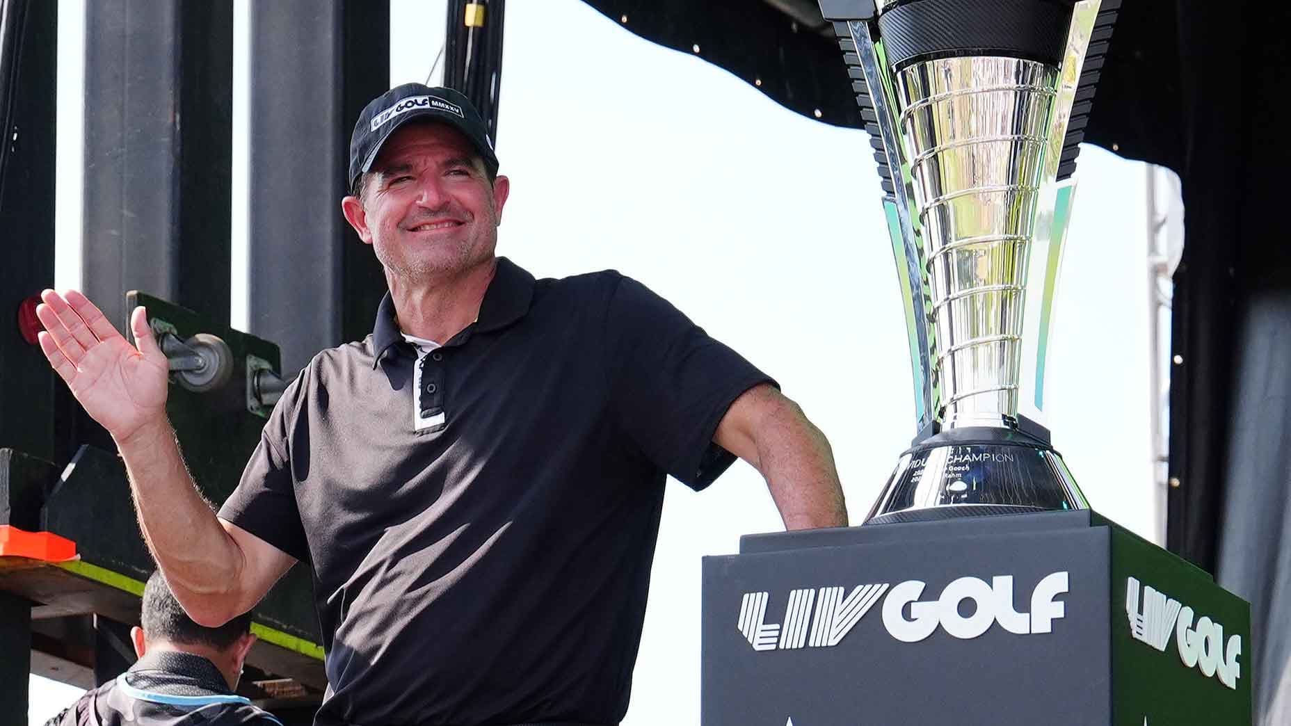 LIV Golf n'a pas communiqué officiellement sur la structure de sa fin de saison 2026. Interrogations ouvertes, sans conclusion hâtive.