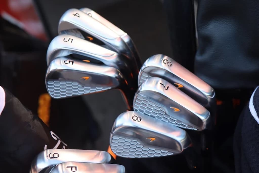 Justin Rose dévoile les coulisses de son switch chez McLaren Golf, un projet auquel il participe depuis plus d'un an. En forme après son top 3 au Masters, il défend sa nouvelle marque à Doral.