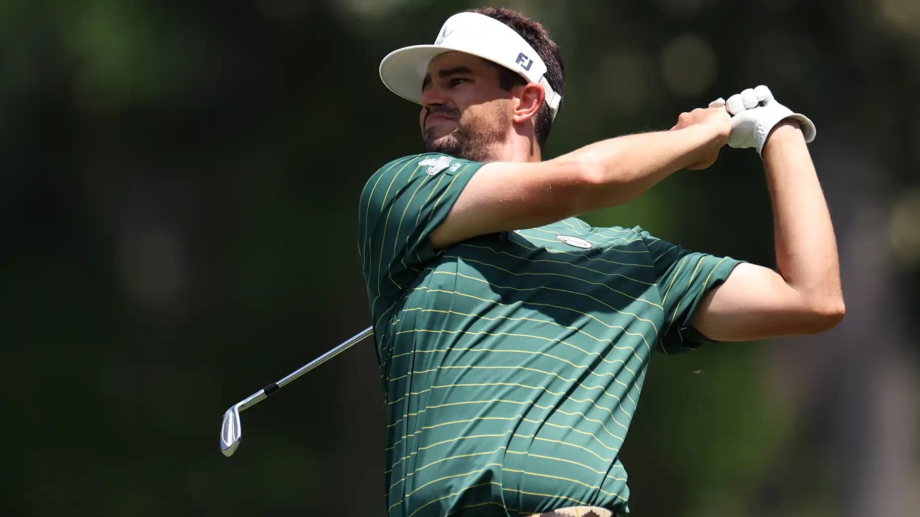 Theegala enchaîne six birdies consécutifs d'entrée au Wyndham 2026, égalant un record PGA Tour. Hossler mène à -9 après le 1er tour.