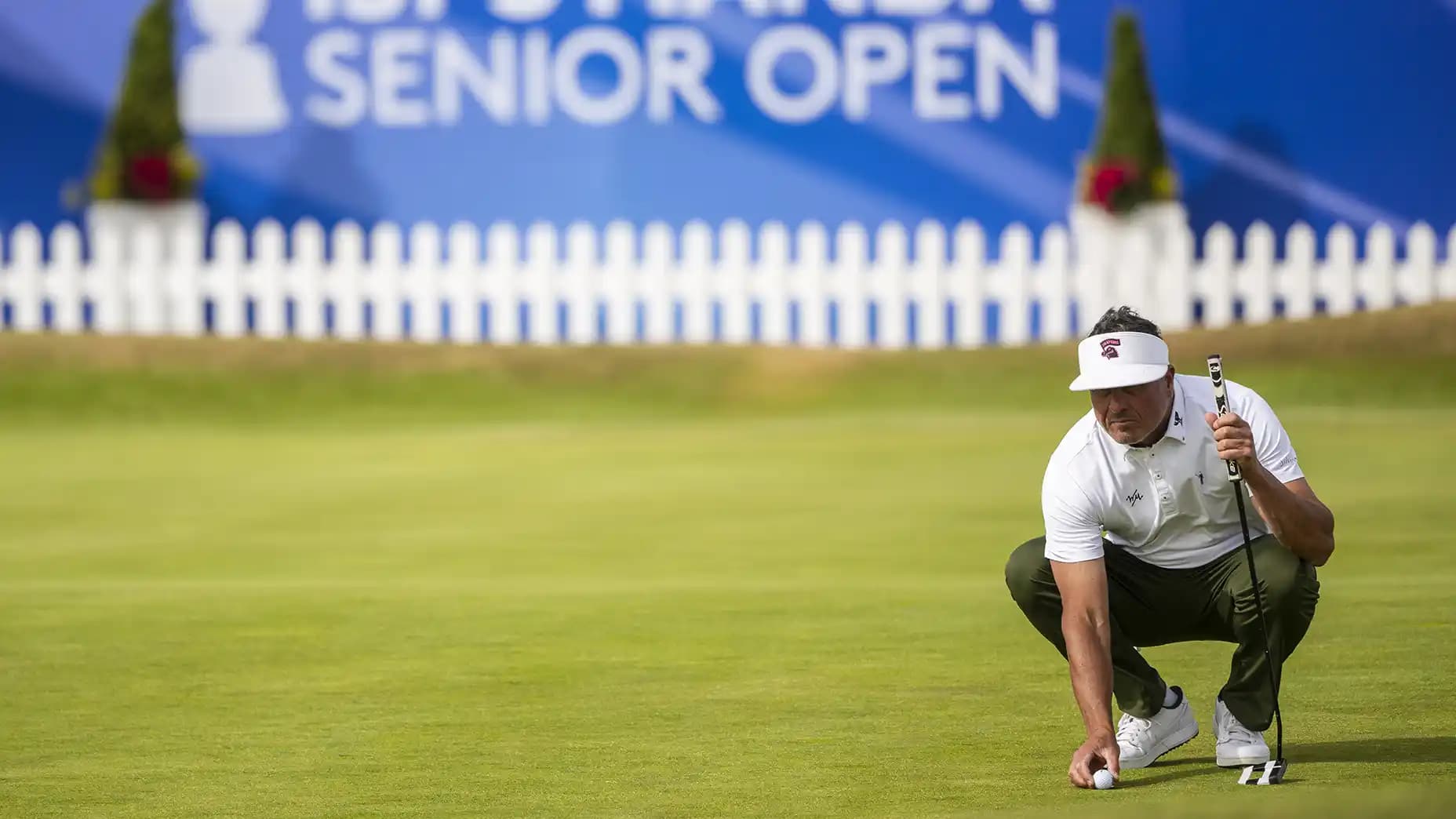 Suspendu du PGA Tour jusqu'en 2027, Pat Perez contend au Senior Open 2026, un major senior indépendant où sa restriction ne s'applique pas.