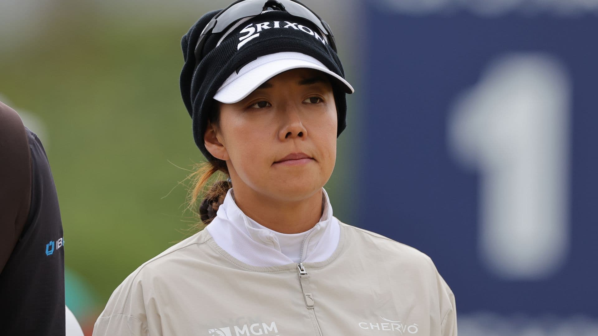 Jenny Shin mène avec 5 coups d'avance après le 2e tour à Dundonald Links. Hull et Korda peinent dans le vent écossais.