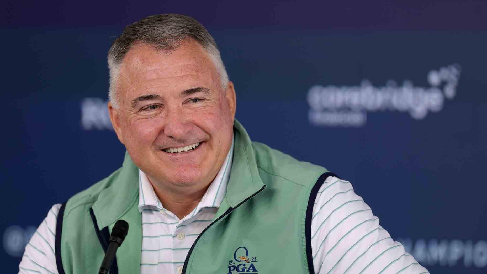 Don Rea, président controversé de la PGA of America, a été évincé suite aux turbulences de la dernière Ryder Cup et aux critiques sur sa gestion.