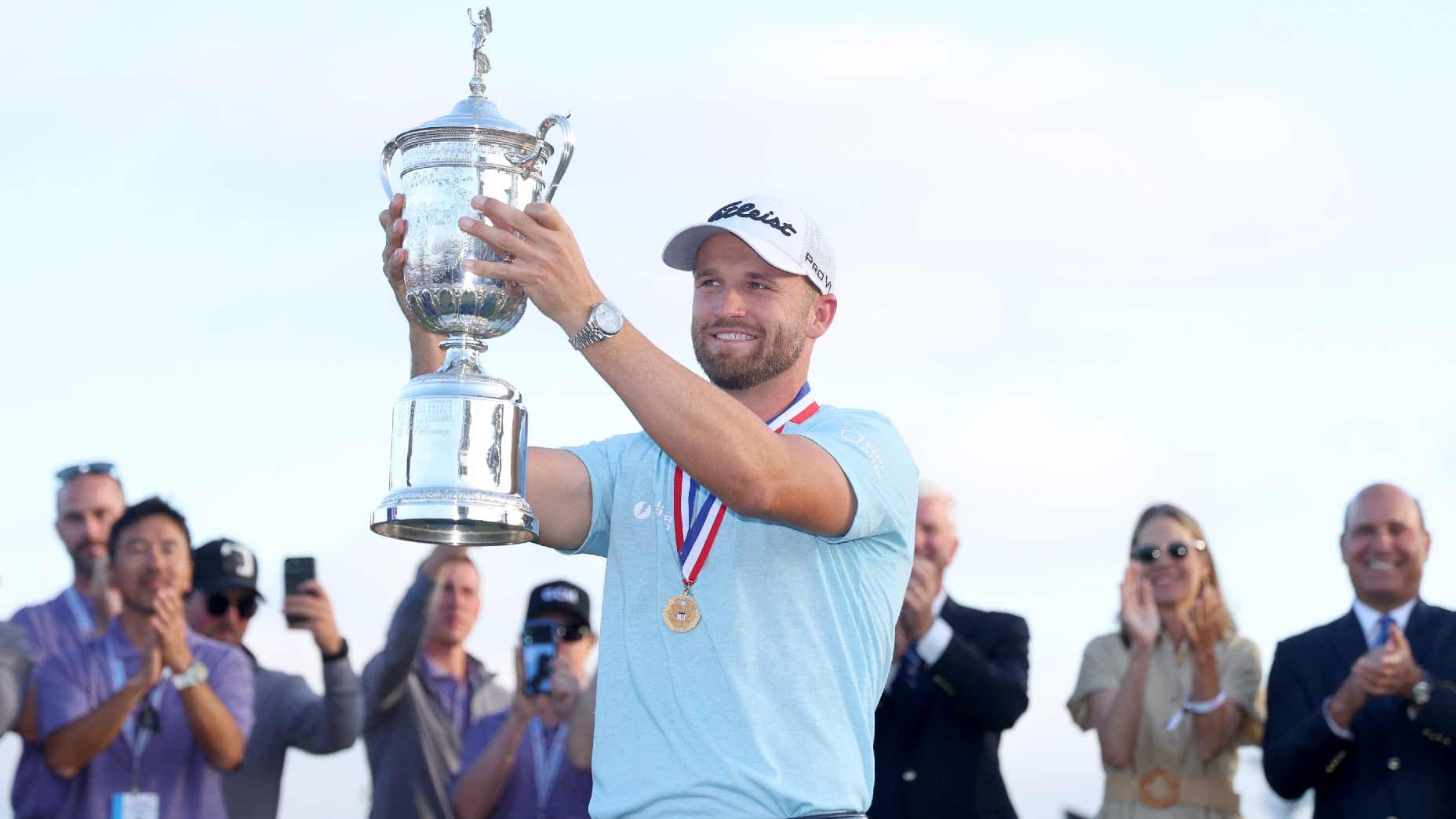 Découvrez les secrets de la performance psychologique au golf et les stratégies mentales qui font la différence sur le parcours.