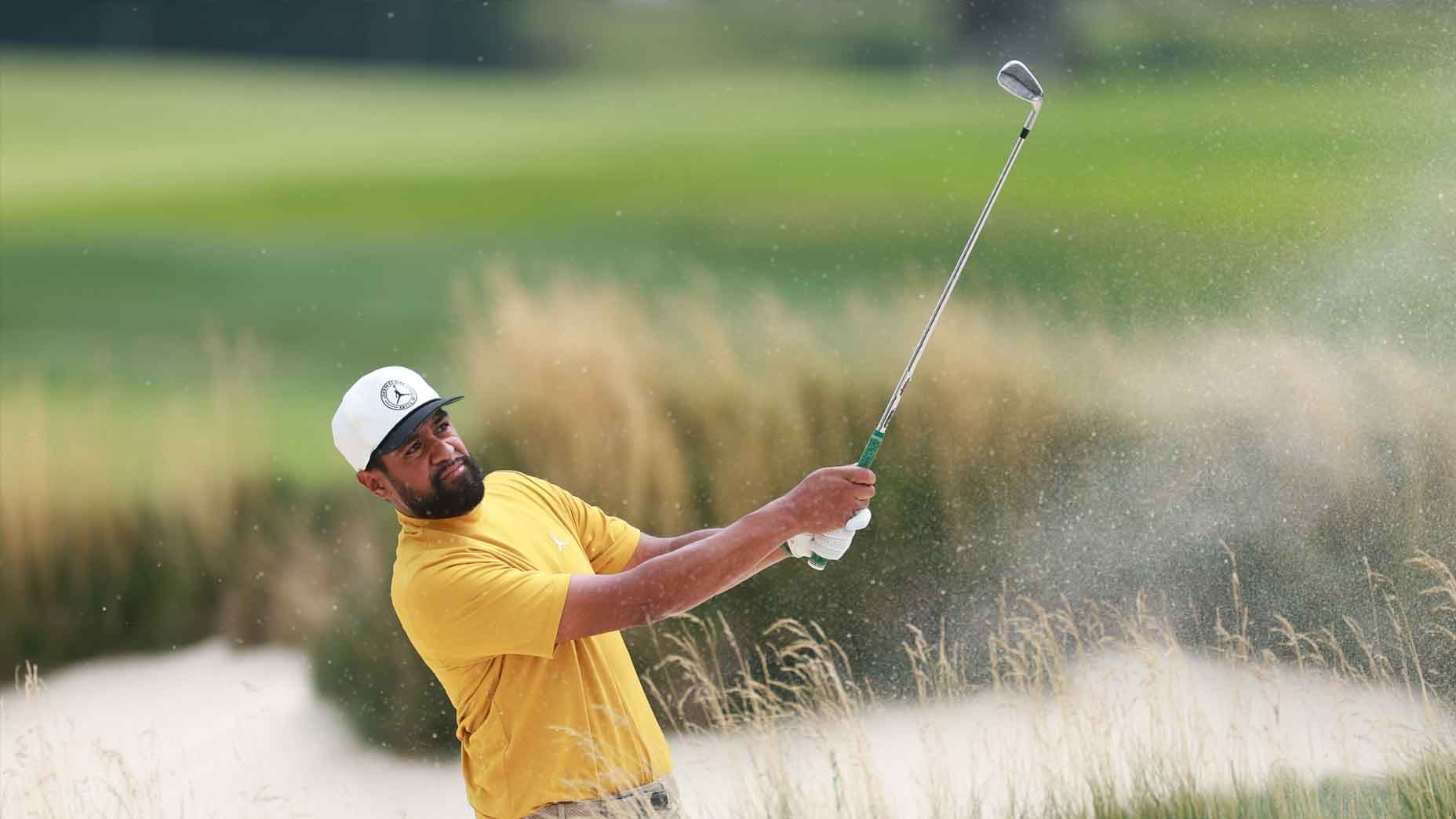 Zéro victoire, un seul top 10 en 2026 : Tony Finau traverse une saison difficile mais tire des leçons et vise les FedEx Cup Playoffs.