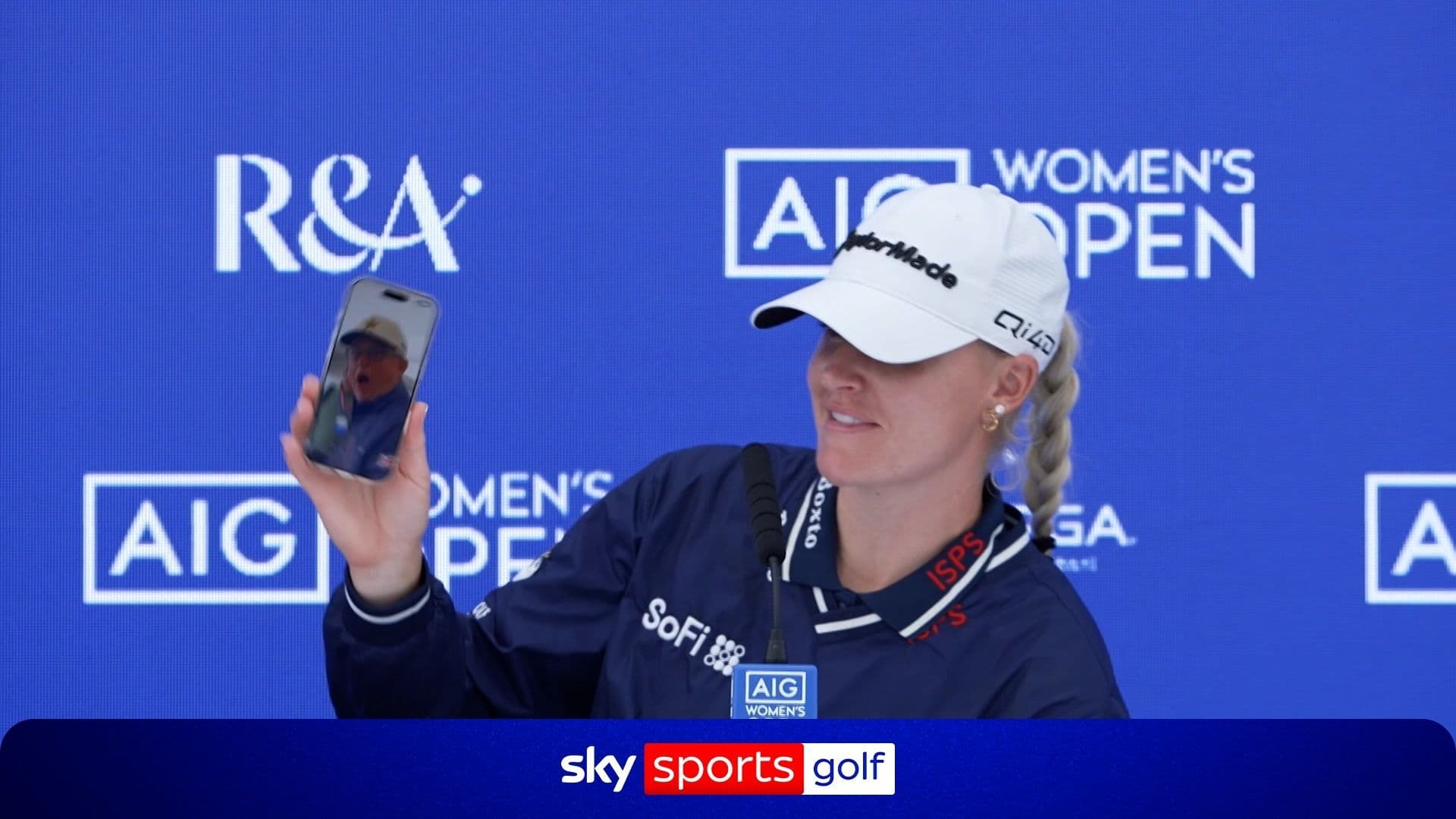 Avant l'AIG Women's Open, Charley Hull a piégé son caddie Adam Woodward avec un ticket à gratter. Moment de franche rigolade à Royal Lytham.