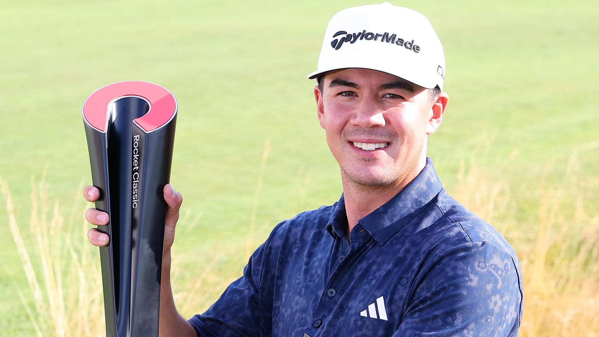 Thorbjornsen signe son 1er titre PGA Tour au Rocket Classic avec un 63 final et un birdie de 26 pieds sur le dernier trou. Victoire à -18, deux coups d'avance.